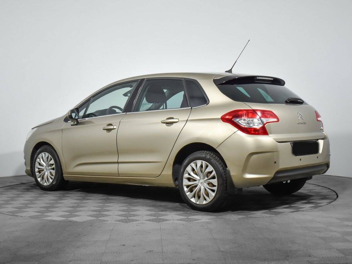 Citroen C4 с пробегом — 2012 год. Фото: #6