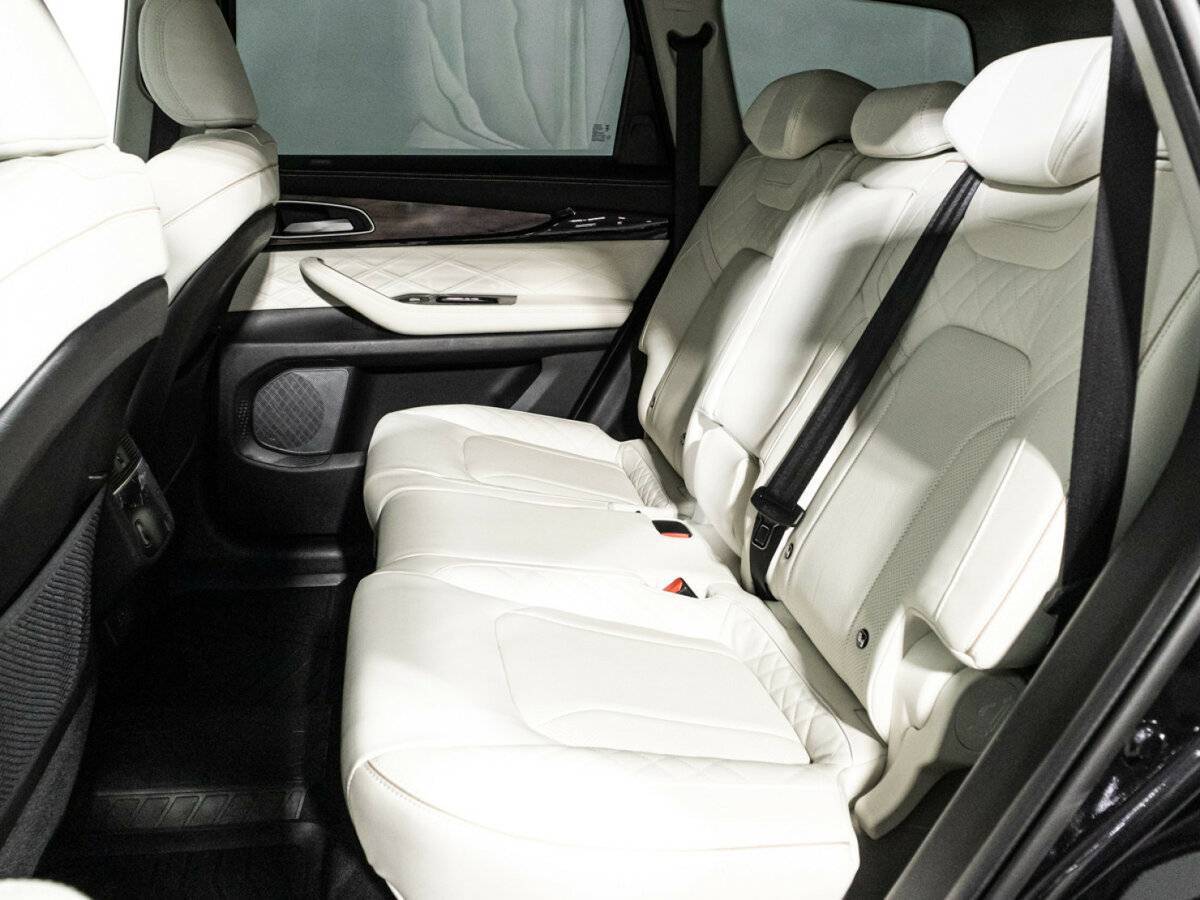 EXEED VX с пробегом — 2023 год. Фото: #9