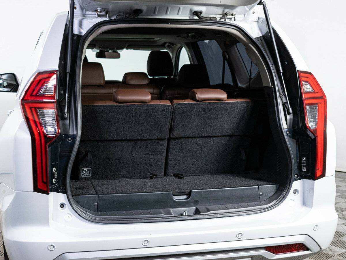 Mitsubishi Pajero Sport с пробегом — 2020 год. Фото: #5