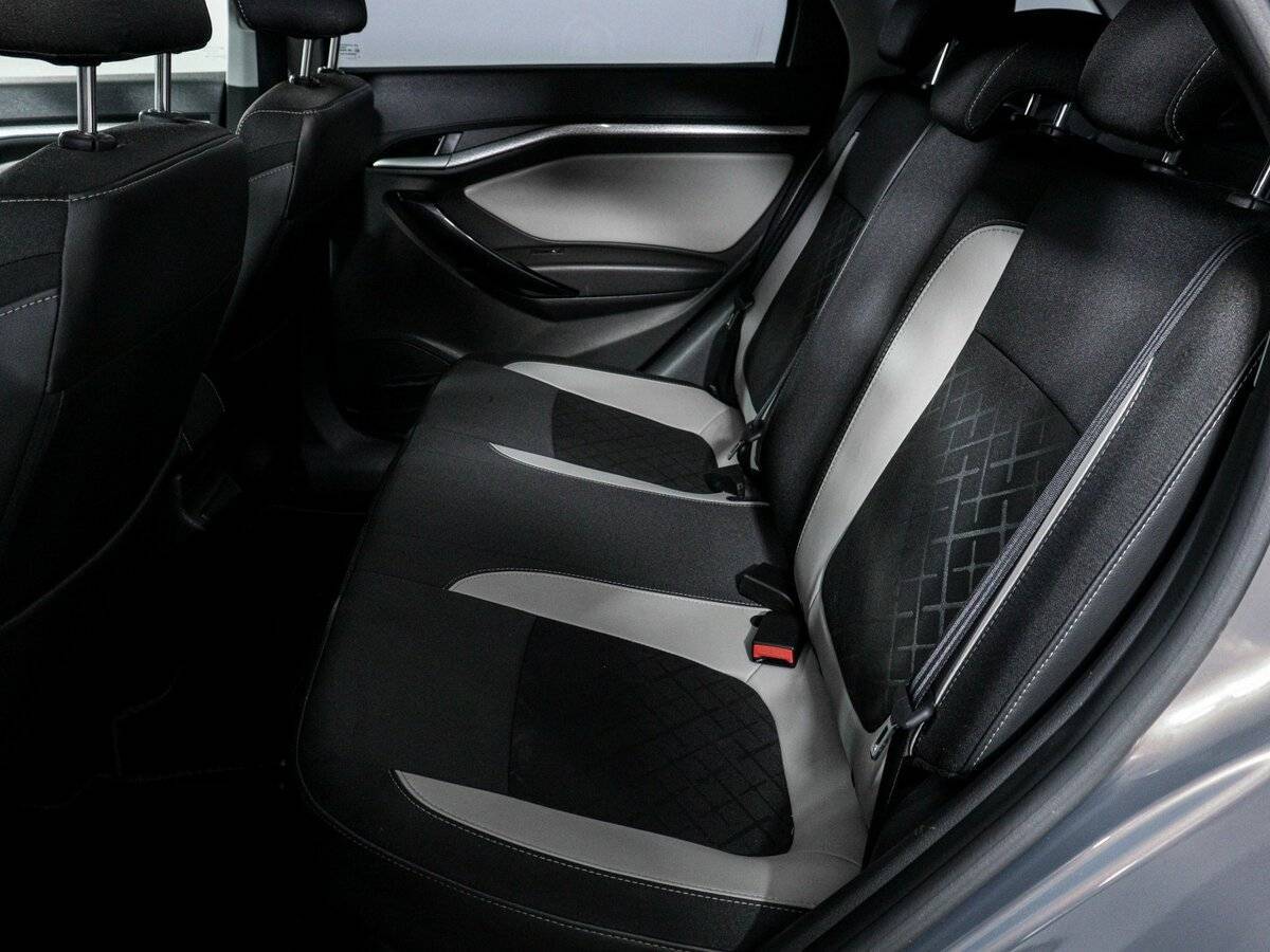 Lada (ВАЗ) Vesta с пробегом — 2020 год. Фото: #9