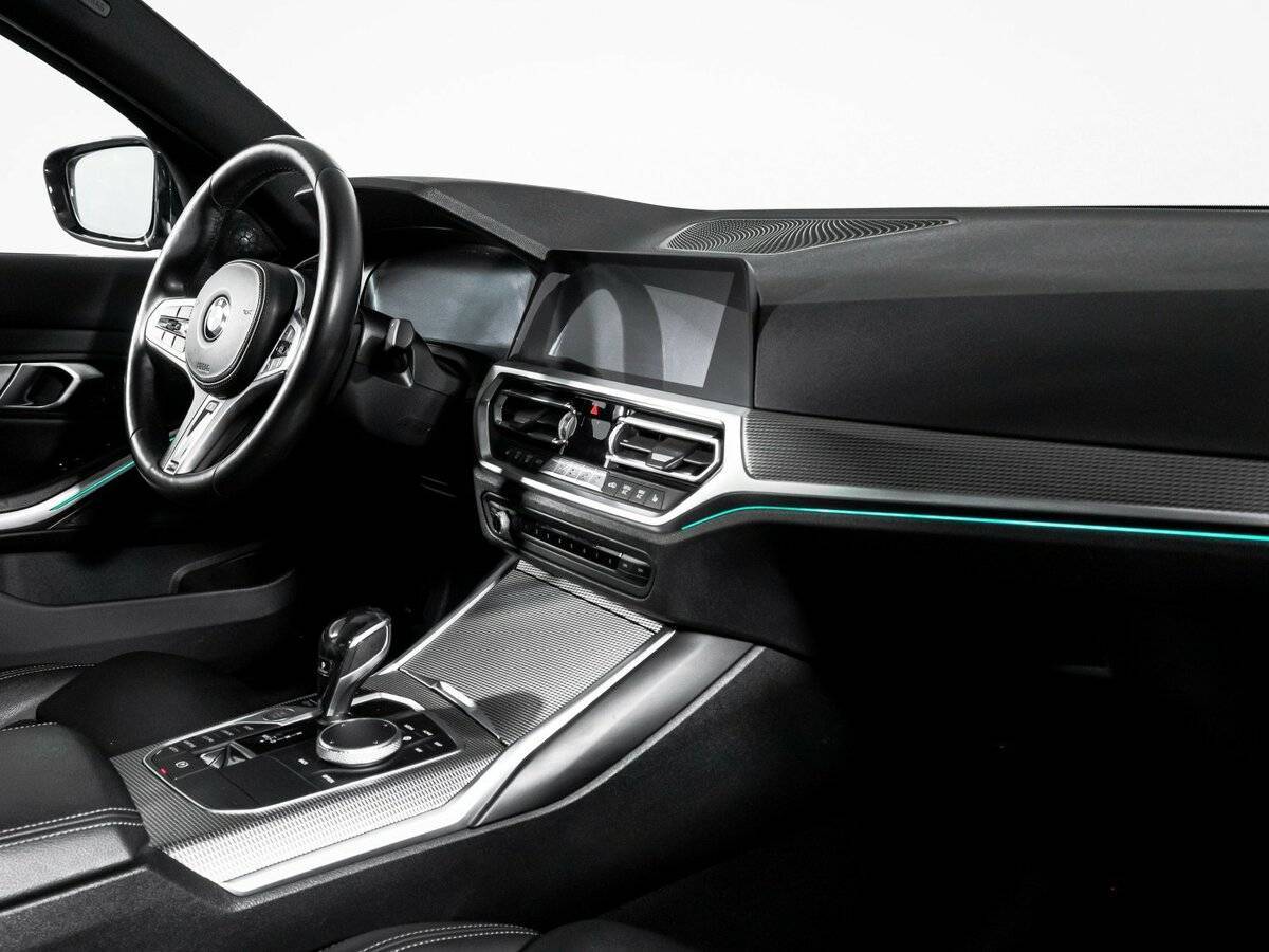 BMW 3 серии с пробегом — 2020 год. Фото: #8