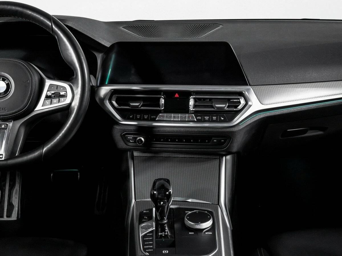 BMW 3 серии с пробегом — 2020 год. Фото: #12