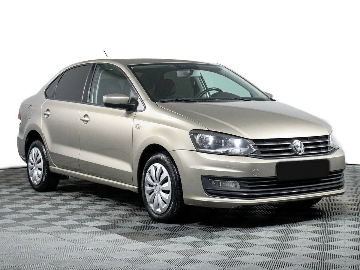 Volkswagen Polo с пробегом — 2016 год. Фото: #2