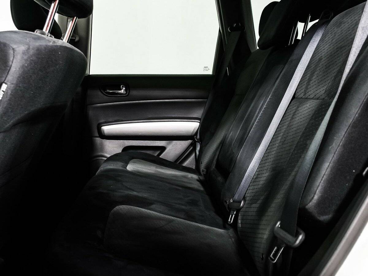 Nissan X-Trail с пробегом — 2011 год. Фото: #12