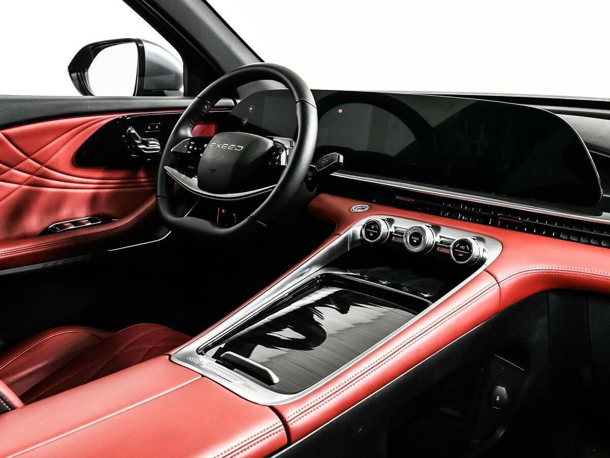 EXEED RX с пробегом — 2023 год. Фото: #8