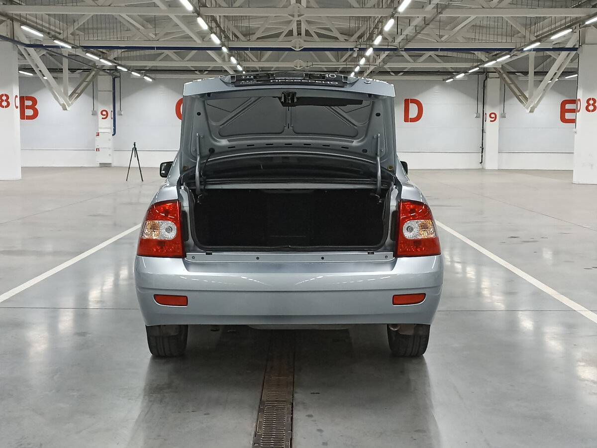 Lada (ВАЗ) Priora с пробегом — 2007 год. Фото: #9