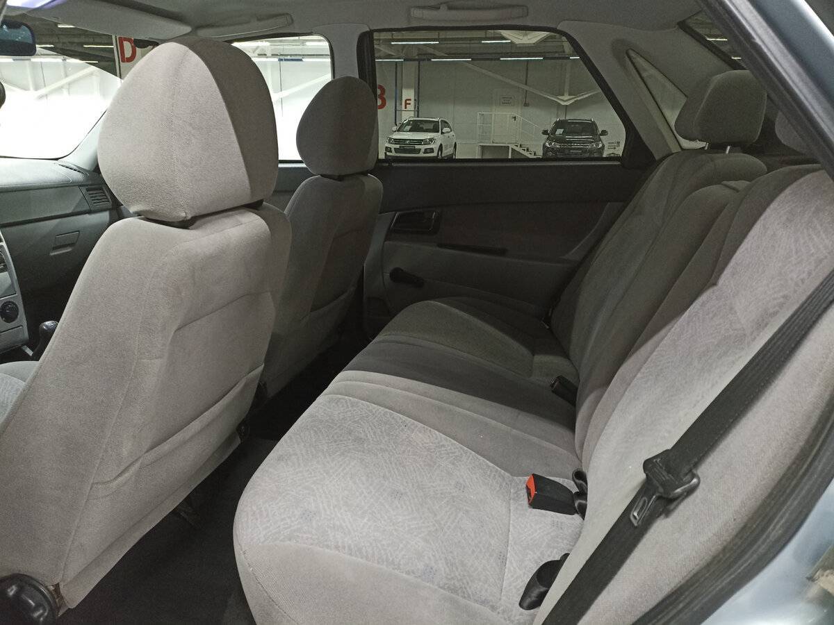 Lada (ВАЗ) Priora с пробегом — 2007 год. Фото: #11