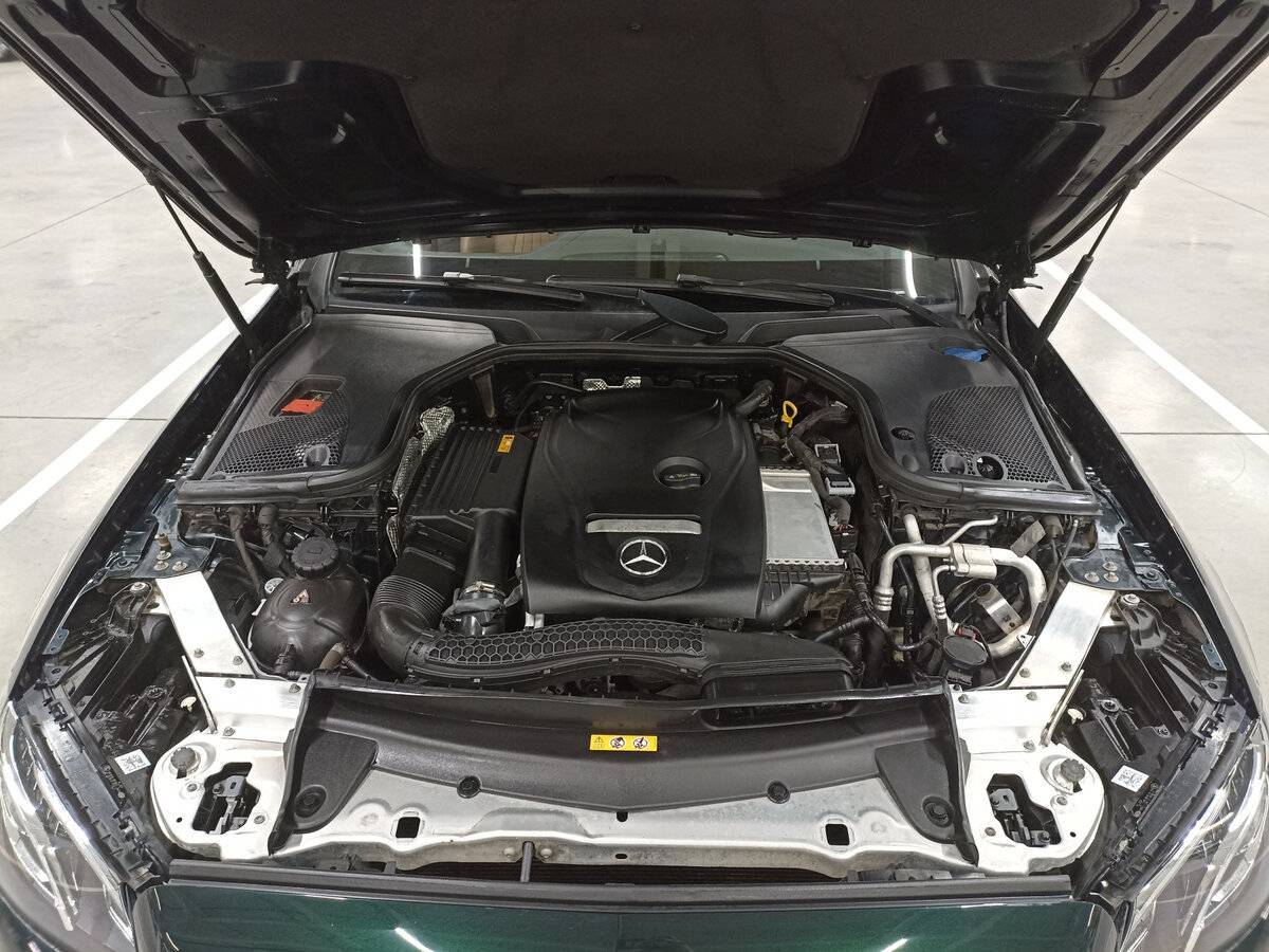 Mercedes-Benz E-Класс с пробегом — 2019 год. Фото: #8