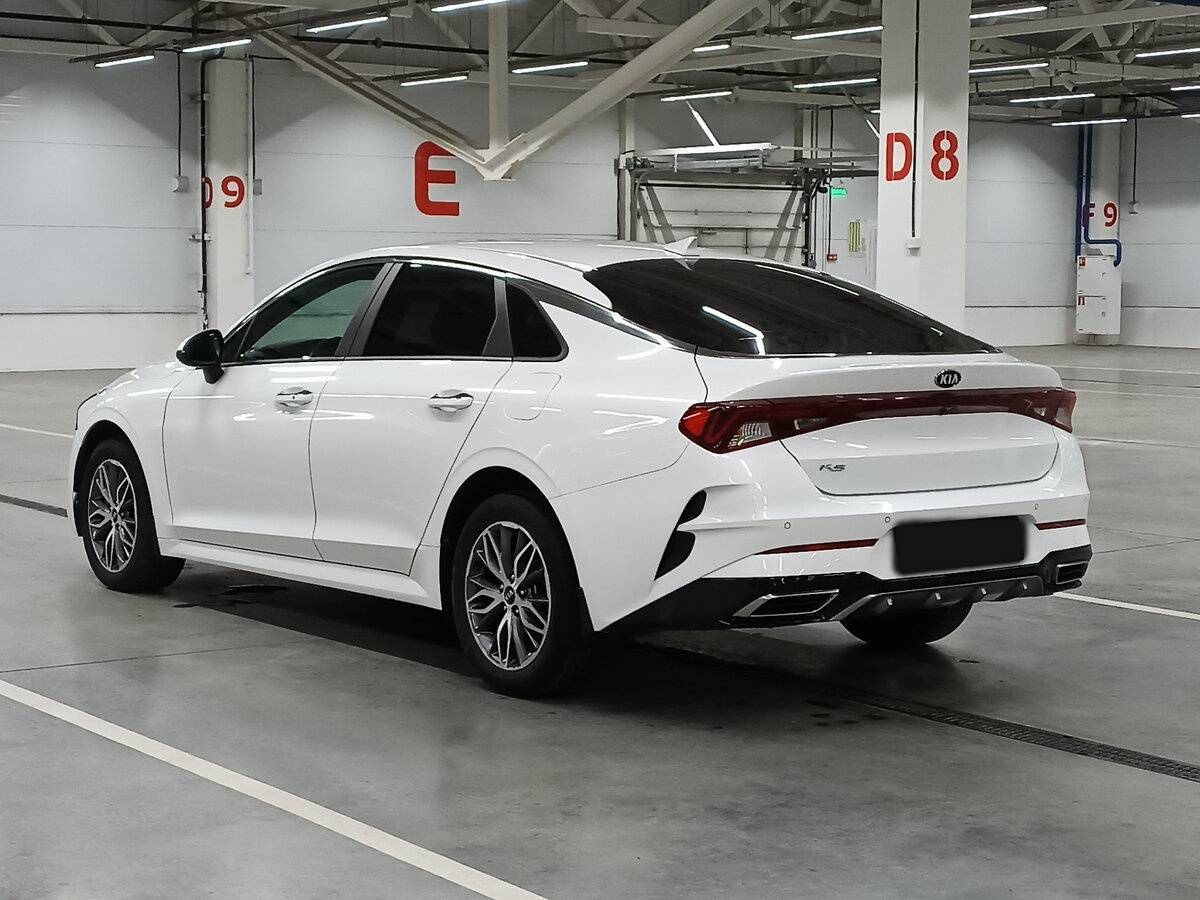 Kia K5 с пробегом — 2021 год. Фото: #6