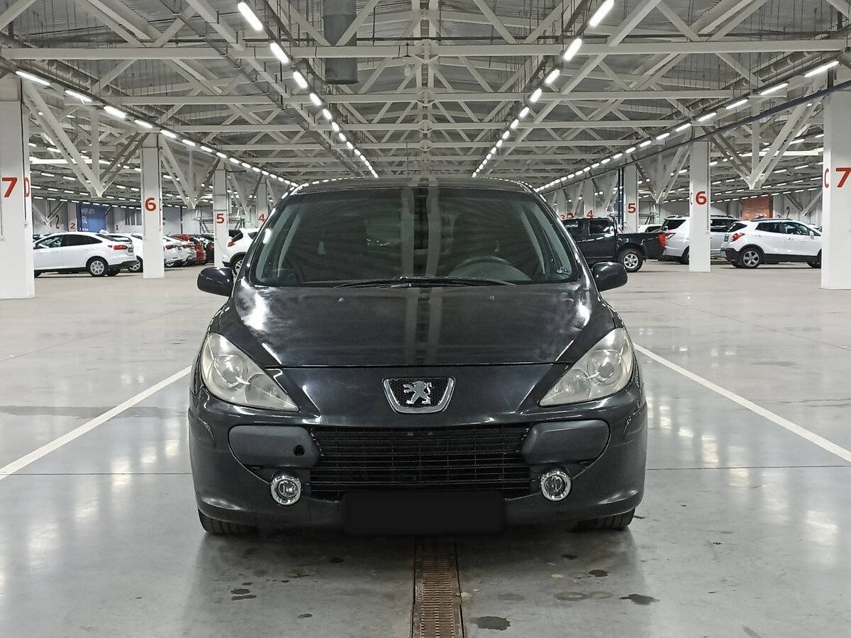 Peugeot 307 с пробегом — 2006 год. Фото: #1