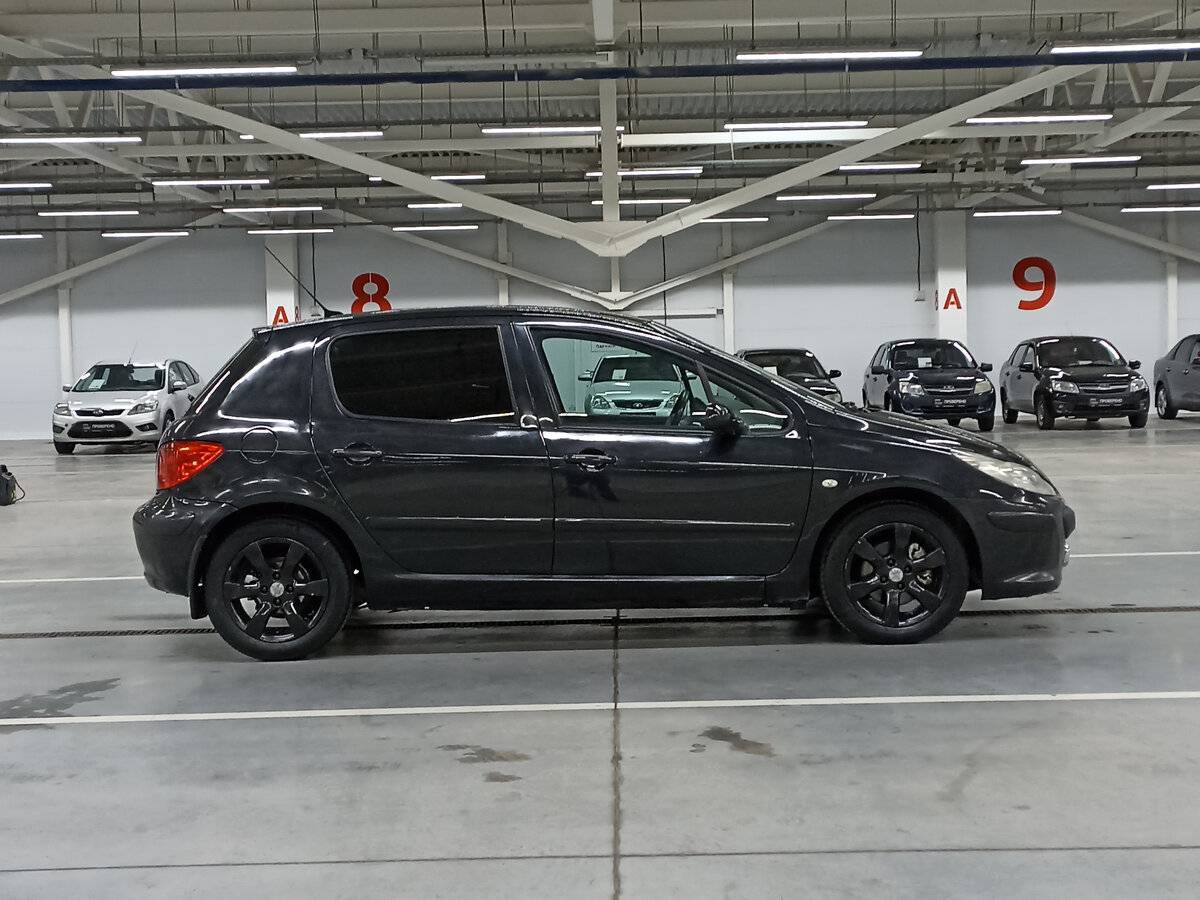 Peugeot 307 с пробегом — 2006 год. Фото: #3