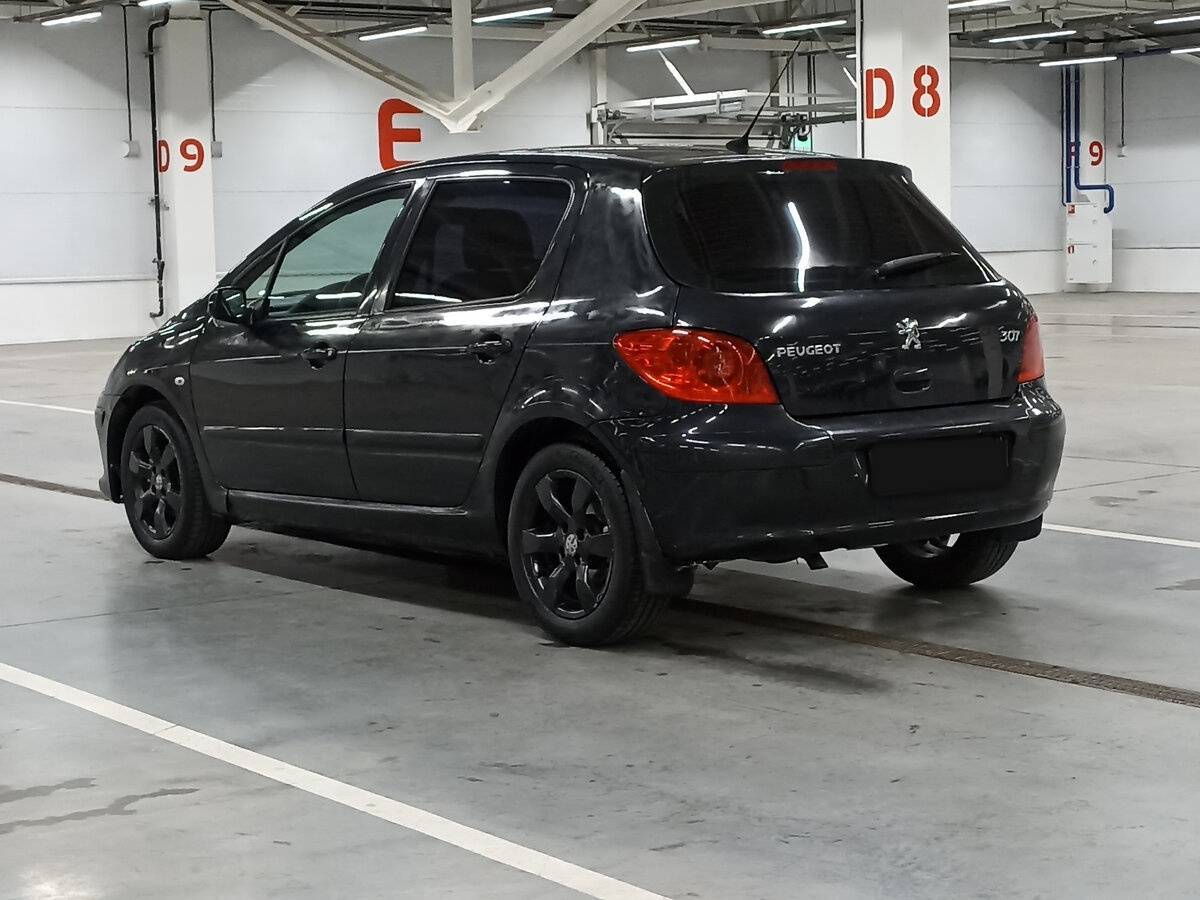 Peugeot 307 с пробегом — 2006 год. Фото: #6