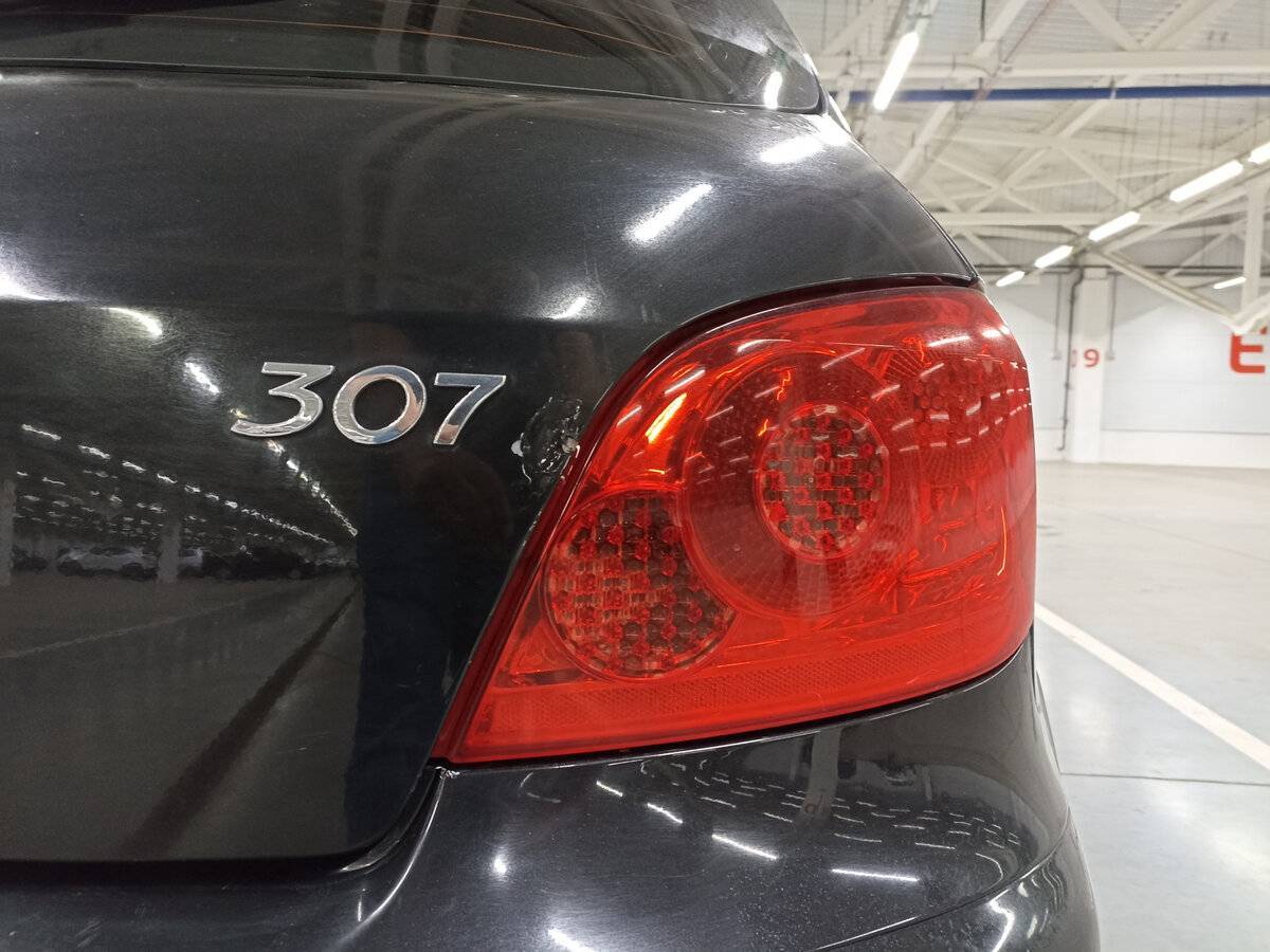 Peugeot 307 с пробегом — 2006 год. Фото: #8