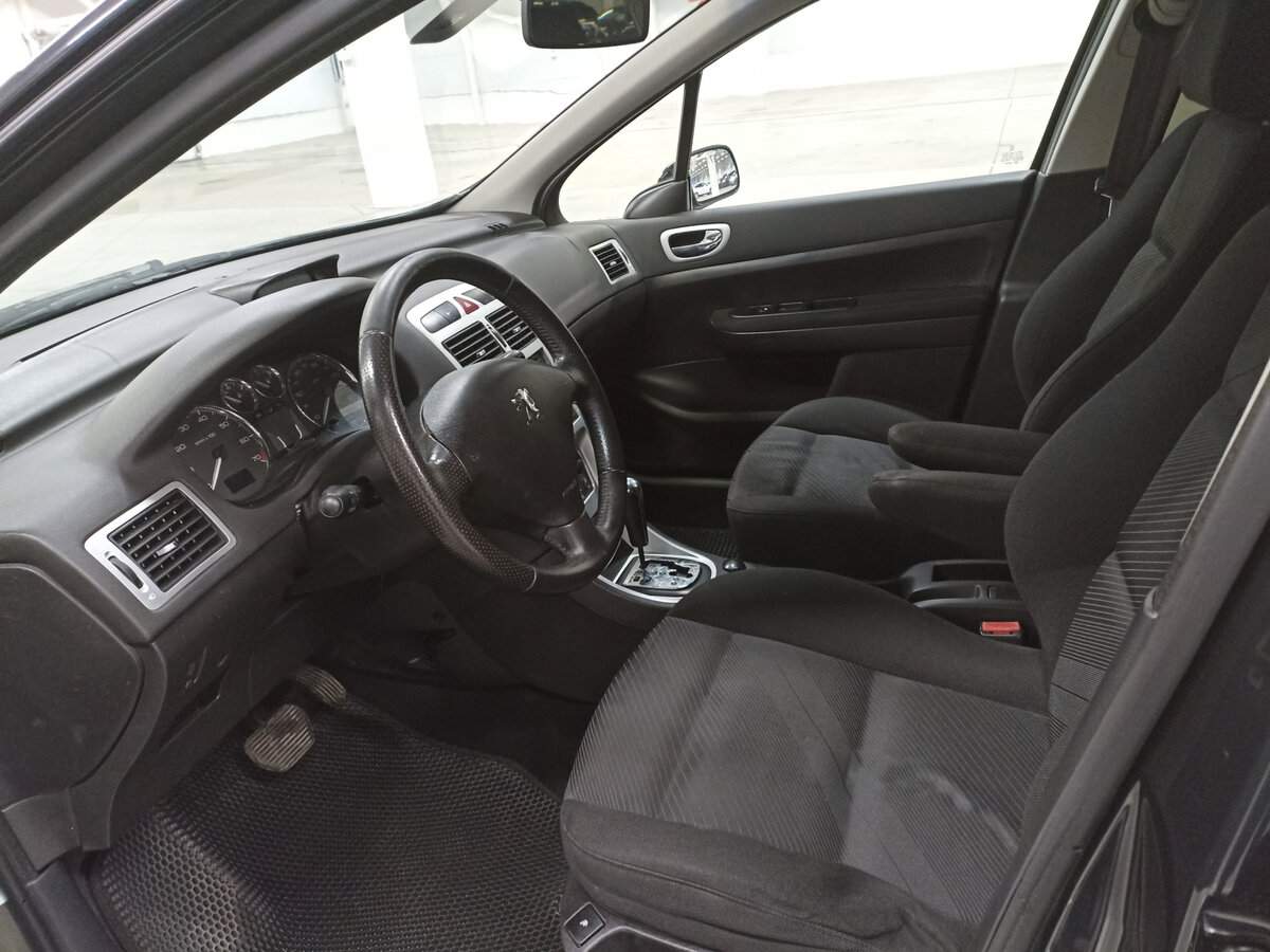 Peugeot 307 с пробегом — 2006 год. Фото: #15