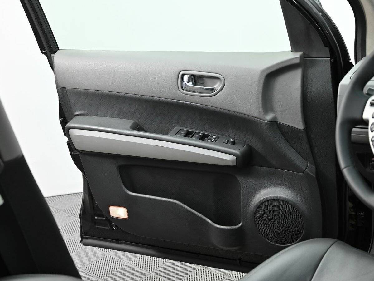 Nissan X-Trail с пробегом — 2008 год. Фото: #6