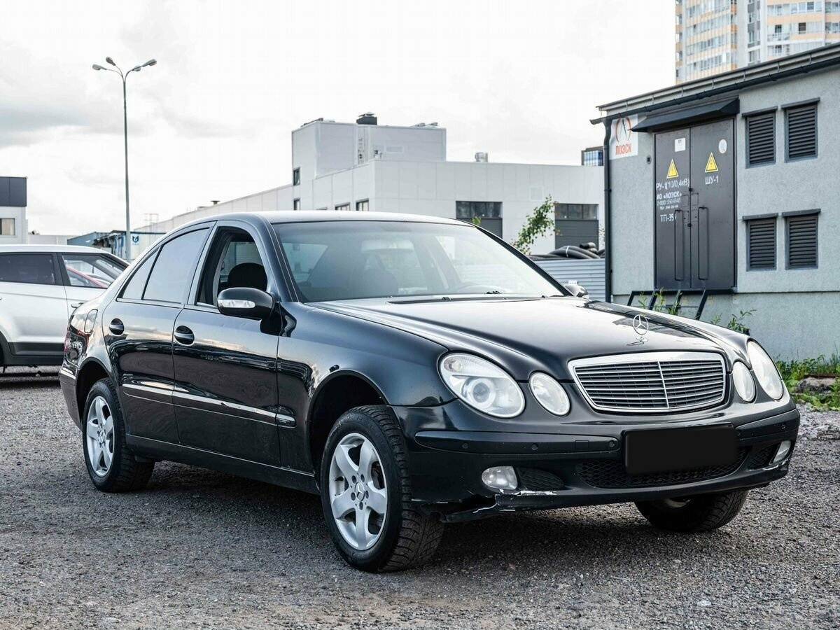 Mercedes-Benz E-Класс с пробегом — 2004 год. Фото: #2