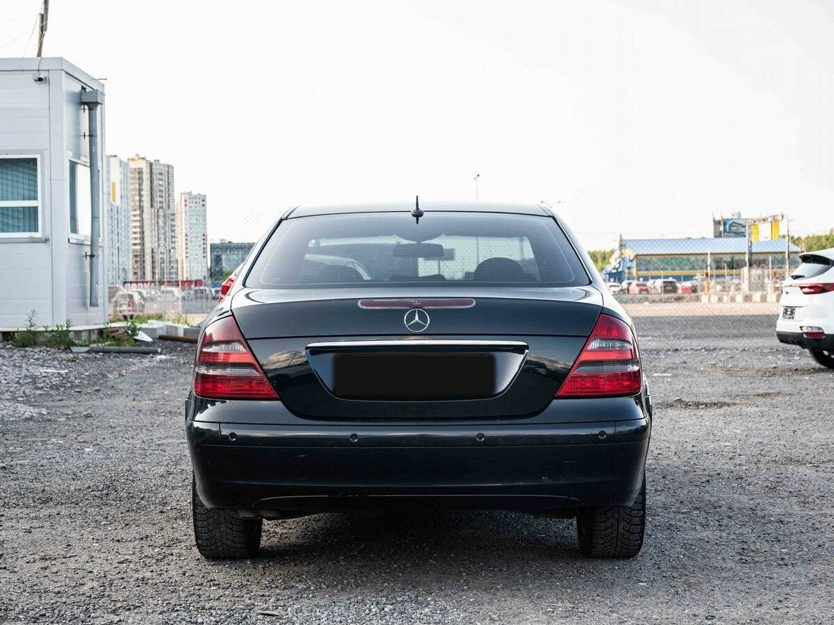 Mercedes-Benz E-Класс с пробегом — 2004 год. Фото: #4