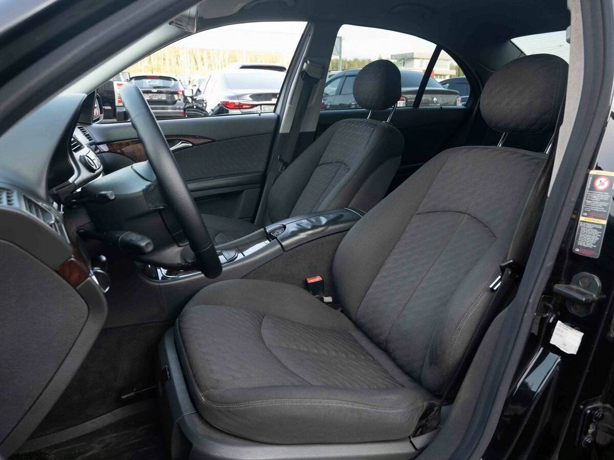 Mercedes-Benz E-Класс с пробегом — 2004 год. Фото: #7