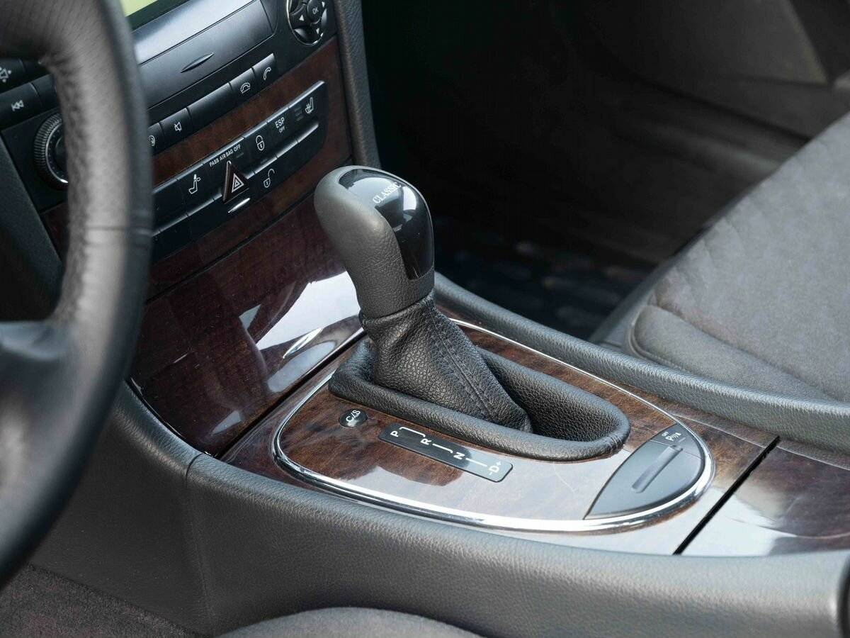 Mercedes-Benz E-Класс с пробегом — 2004 год. Фото: #19