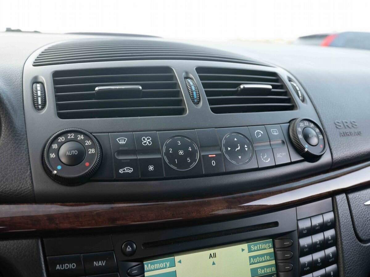 Mercedes-Benz E-Класс с пробегом — 2004 год. Фото: #20