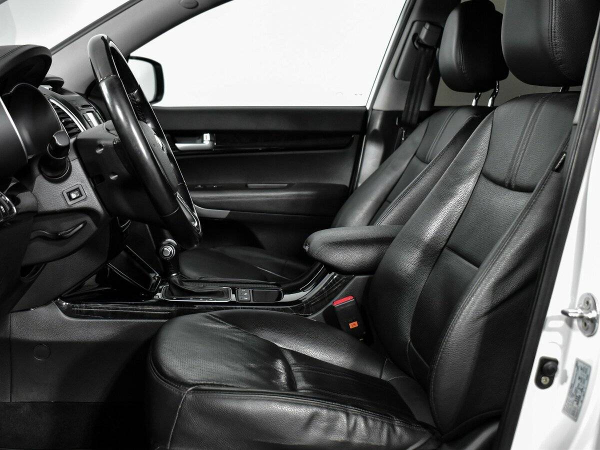 Kia Sorento с пробегом — 2017 год. Фото: #12