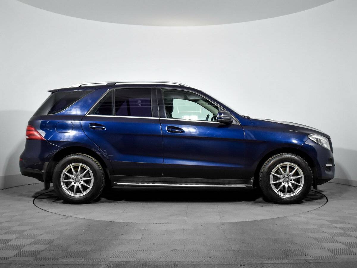 Mercedes-Benz GLE с пробегом — 2016 год. Фото: #3