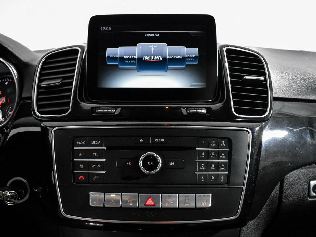 Mercedes-Benz GLE с пробегом — 2016 год. Фото: #16