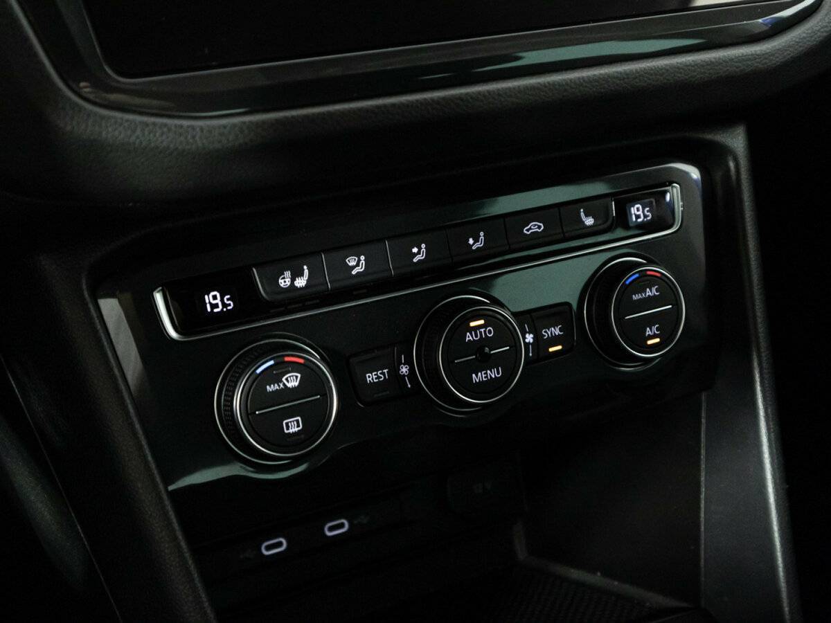 Volkswagen Tiguan с пробегом — 2018 год. Фото: #22