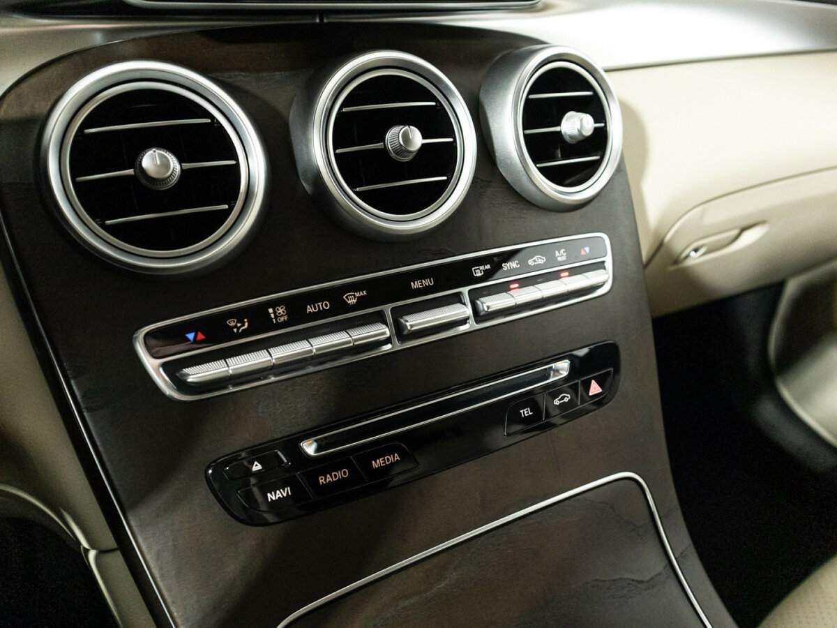 Mercedes-Benz GLC с пробегом — 2016 год. Фото: #18