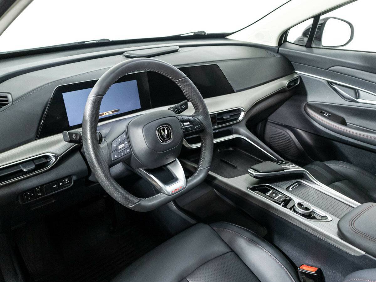 Changan UNI-T с пробегом — 2023 год. Фото: #10