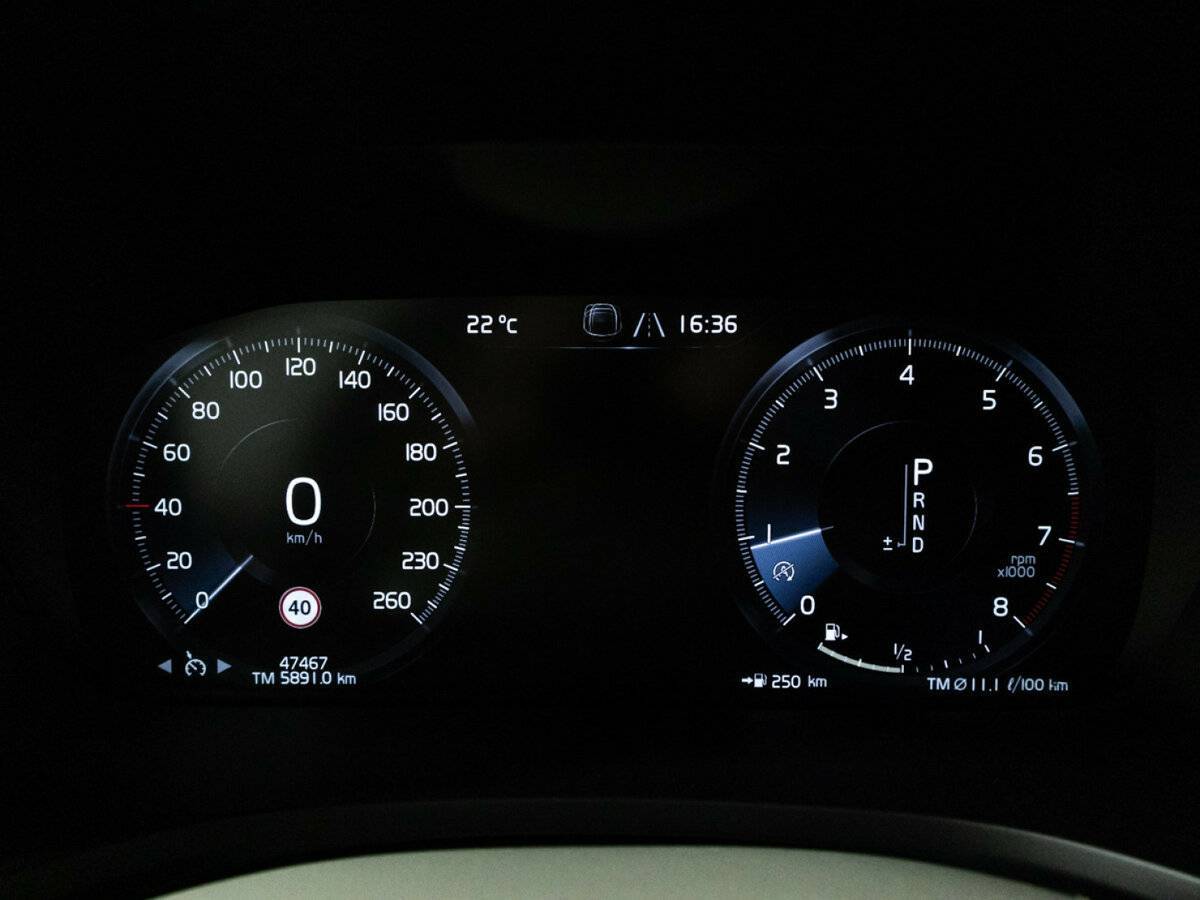 Volvo V60 Cross Country с пробегом — 2020 год. Фото: #11