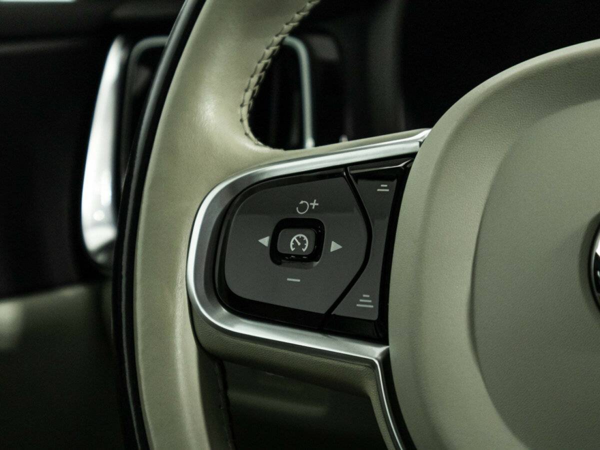 Volvo V60 Cross Country с пробегом — 2020 год. Фото: #21