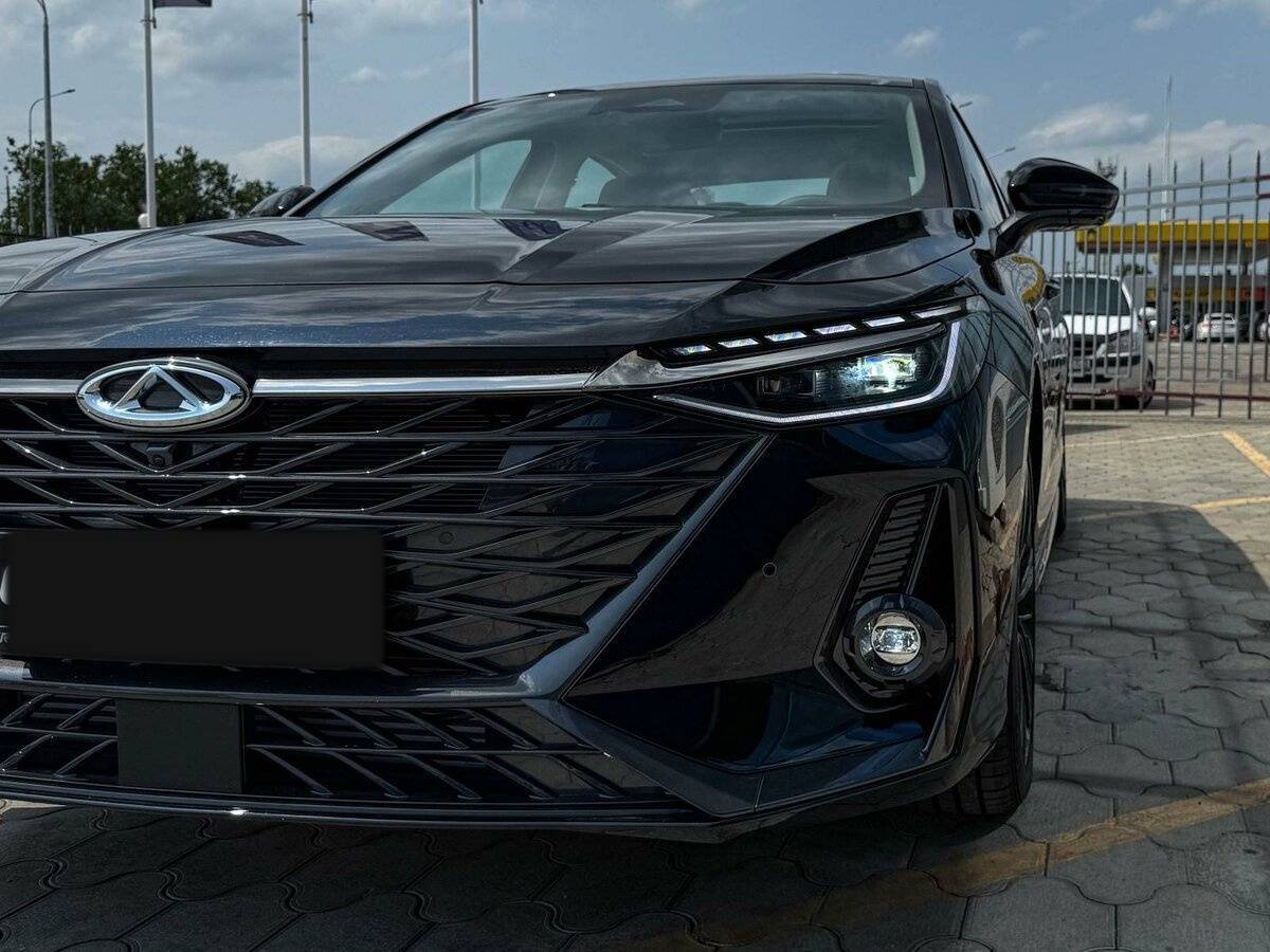 Chery Arrizo 8 с пробегом — 2024 год. Фото: #5