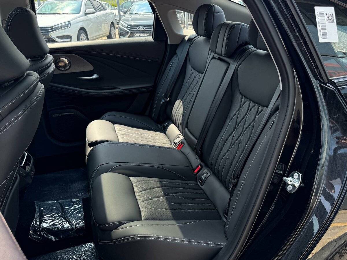 Chery Arrizo 8 с пробегом — 2024 год. Фото: #11