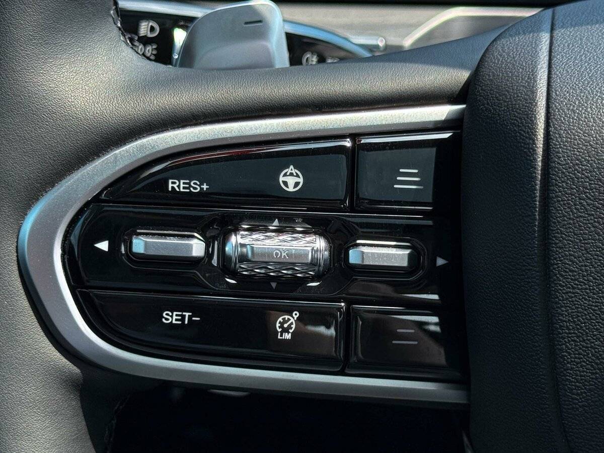 Chery Arrizo 8 с пробегом — 2024 год. Фото: #17