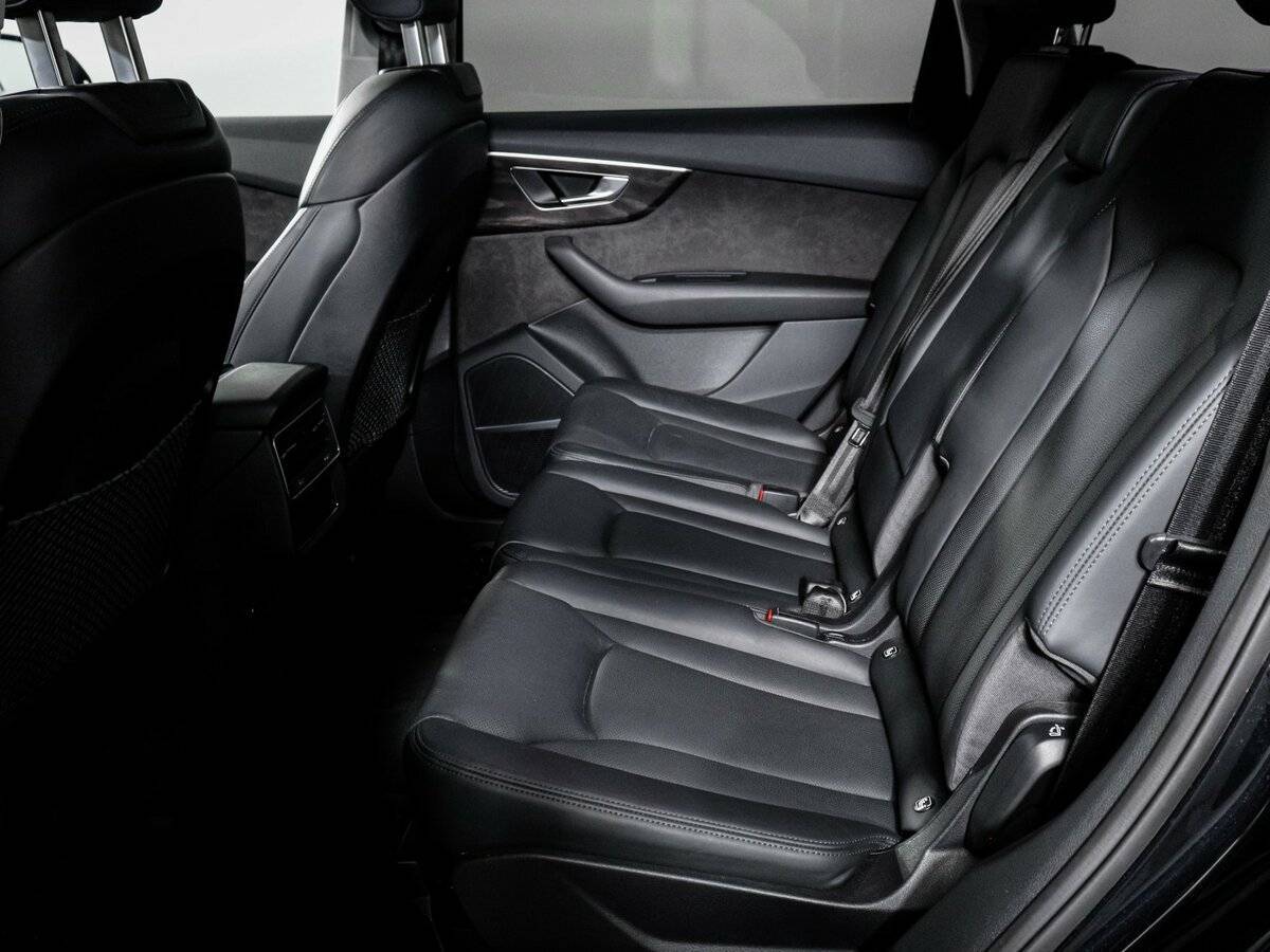 Audi Q7 с пробегом — 2021 год. Фото: #9