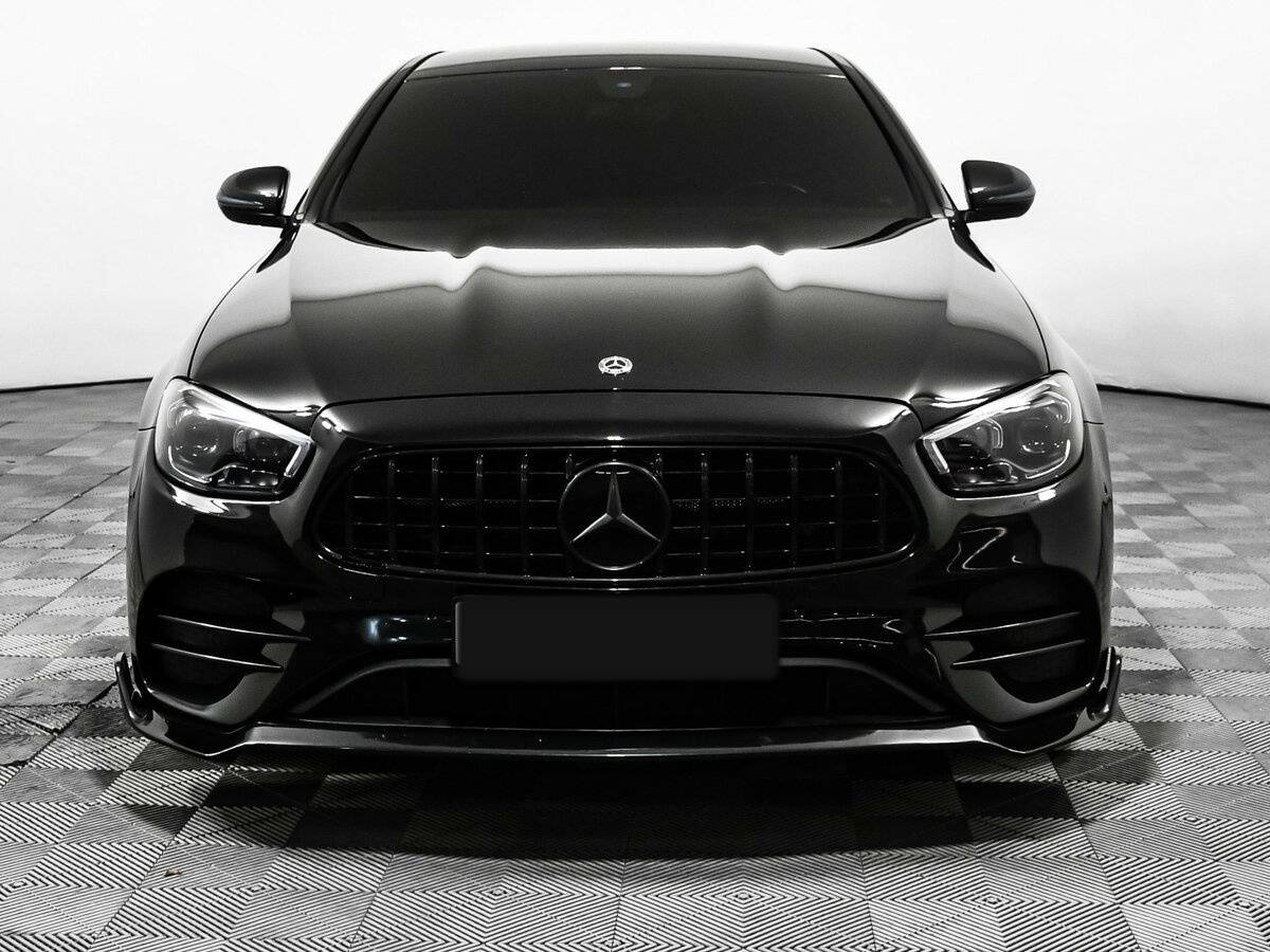 Mercedes-Benz E-Класс с пробегом — 2021 год. Фото: #1