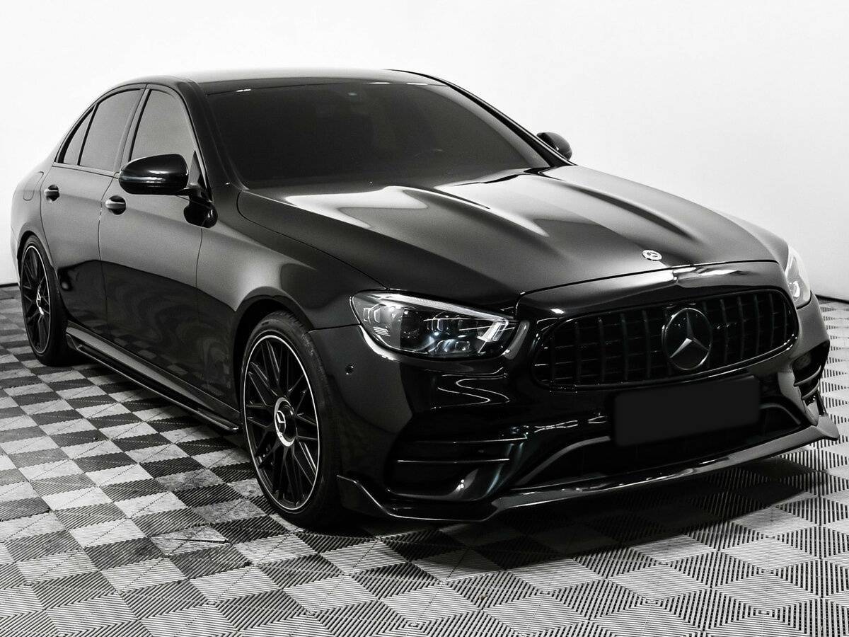 Mercedes-Benz E-Класс с пробегом — 2021 год. Фото: #2