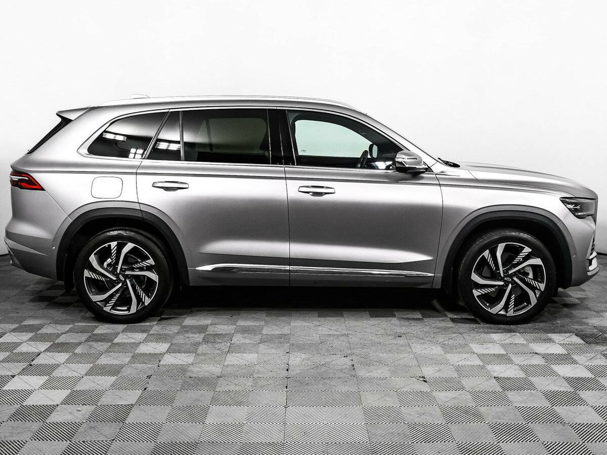 Geely Monjaro с пробегом — 2024 год. Фото: #3