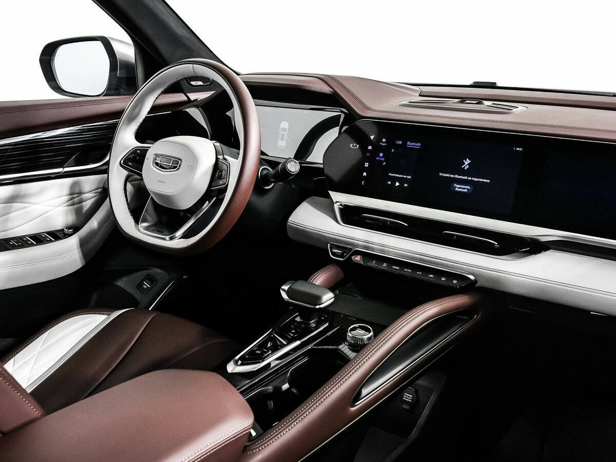 Geely Monjaro с пробегом — 2024 год. Фото: #8