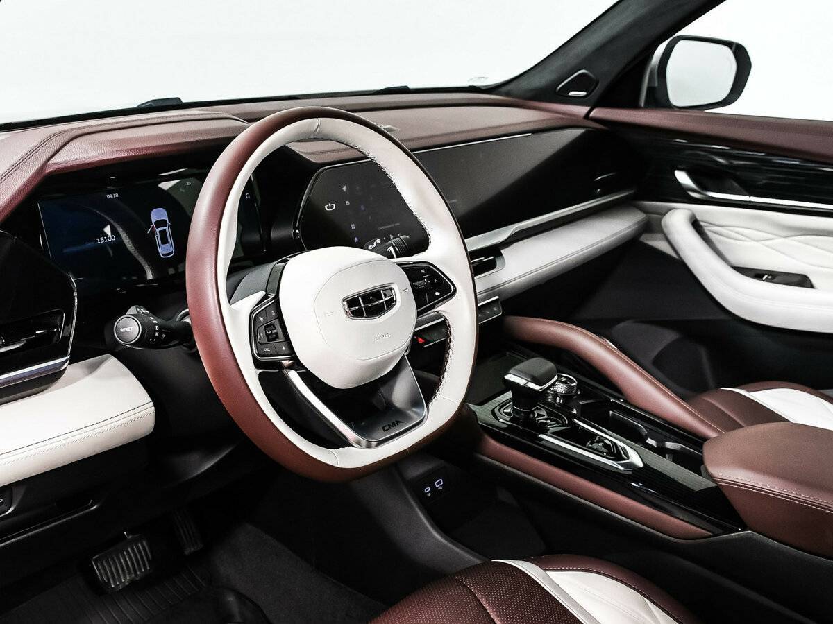 Geely Monjaro с пробегом — 2024 год. Фото: #11