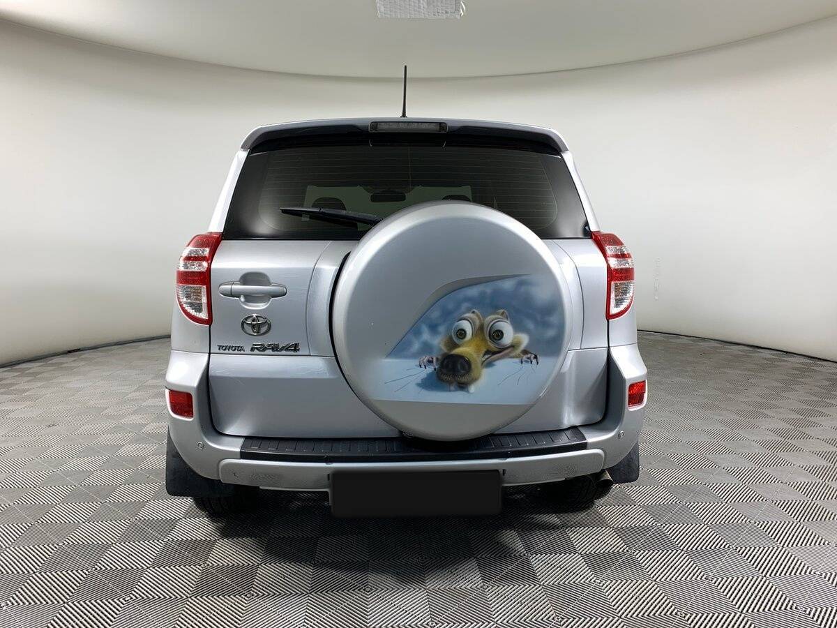 Toyota RAV4 с пробегом — 2010 год. Фото: #5