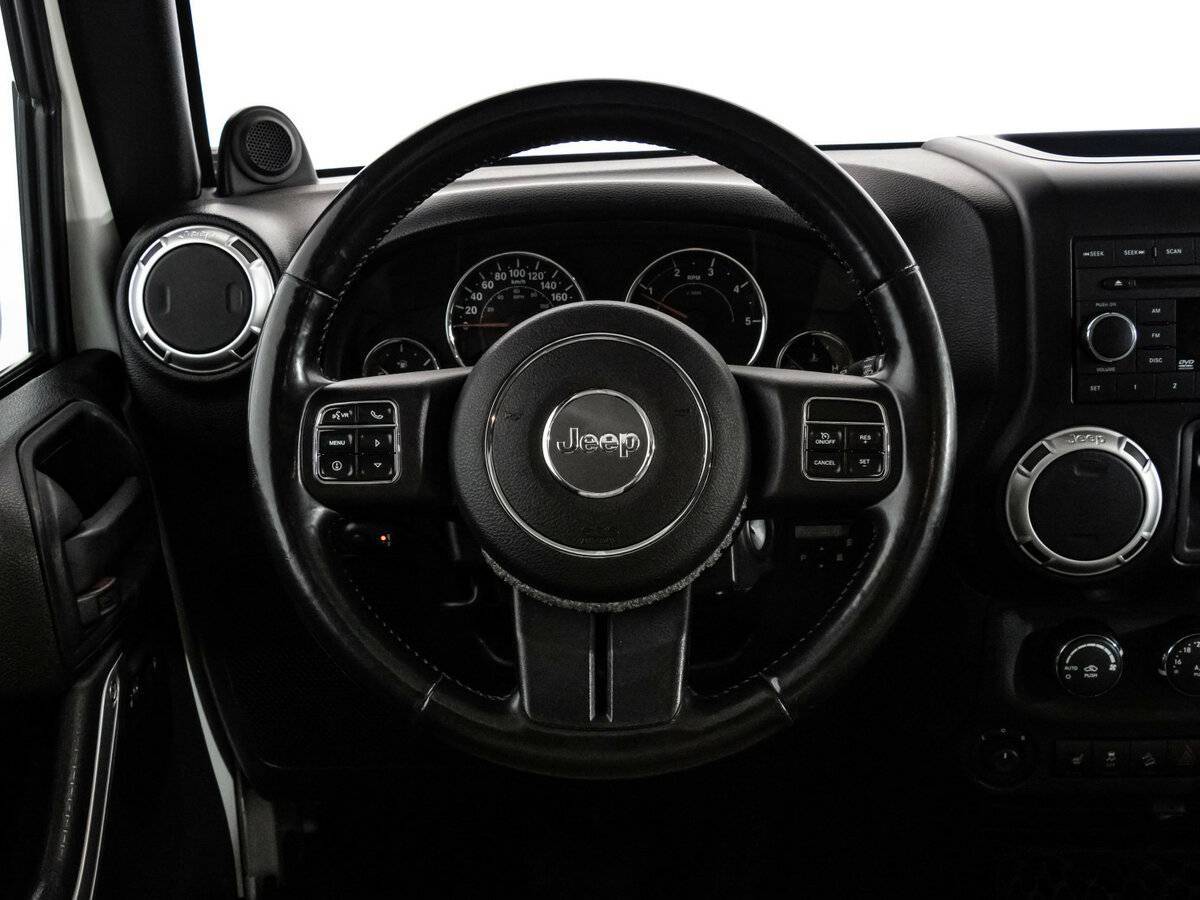 Jeep Wrangler с пробегом — 2011 год. Фото: #13