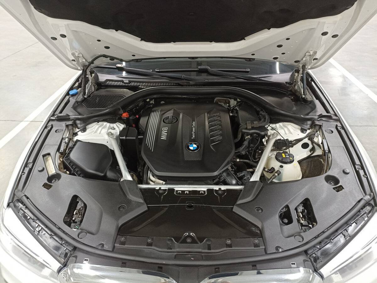 BMW 5 серии с пробегом — 2018 год. Фото: #8