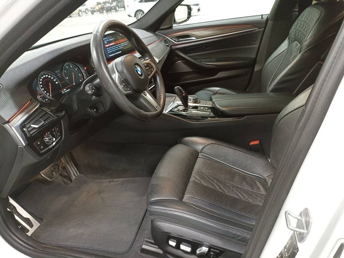 BMW 5 серии с пробегом — 2018 год. Фото: #15