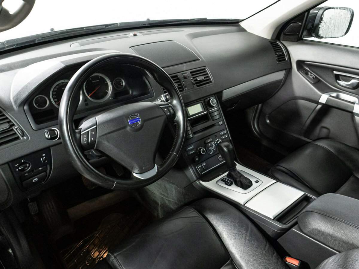 Volvo XC90 с пробегом — 2013 год. Фото: #10