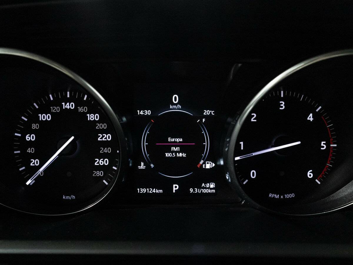 Land Rover Range Rover Sport с пробегом — 2016 год. Фото: #12