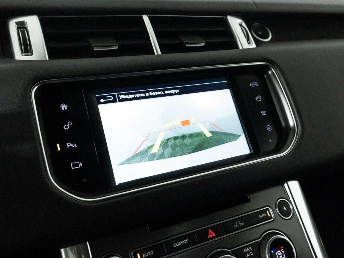 Land Rover Range Rover Sport с пробегом — 2016 год. Фото: #19