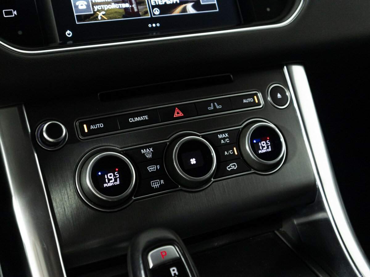 Land Rover Range Rover Sport с пробегом — 2016 год. Фото: #22