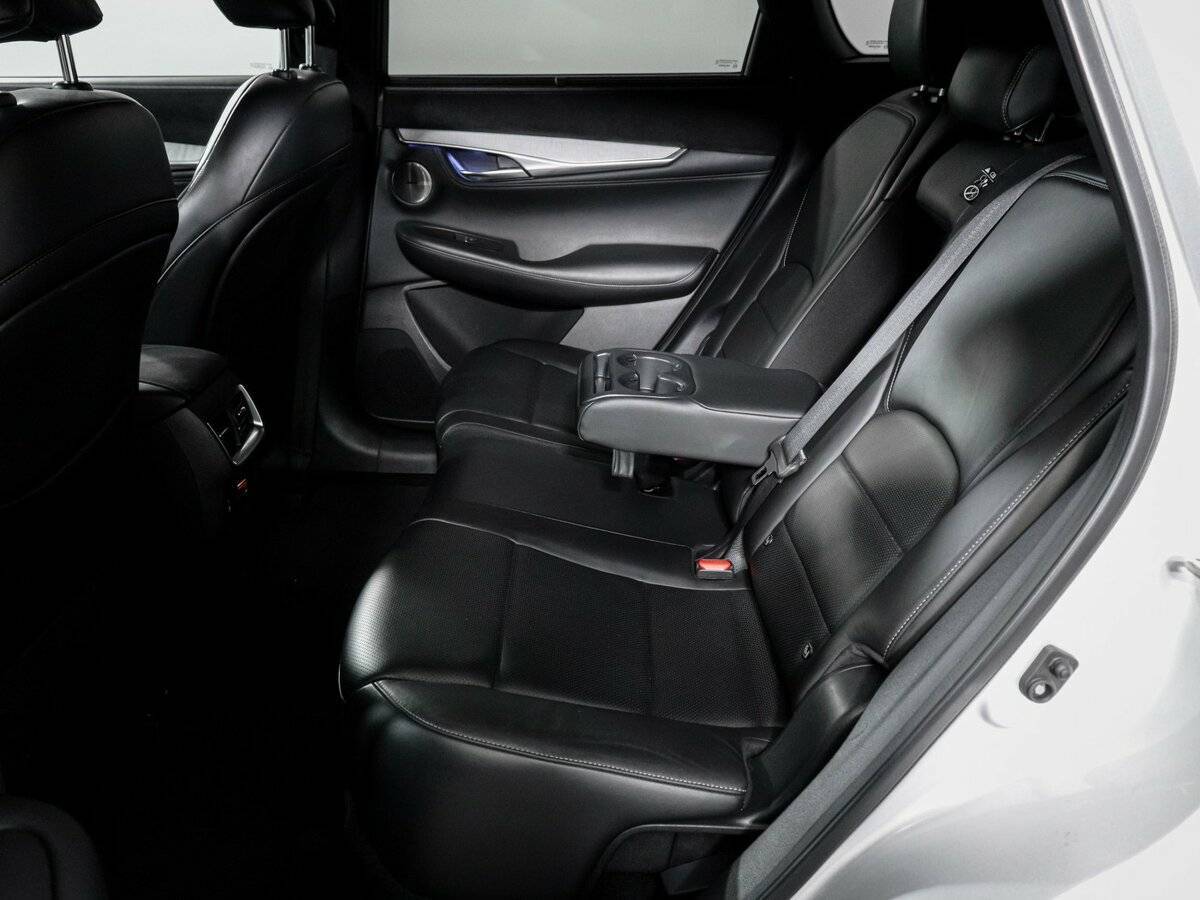 Infiniti QX50 с пробегом — 2019 год. Фото: #9